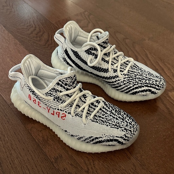 adidas Yeezy 350 Boost Zebra main image 15